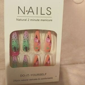do it yourself 24 pcs nails !